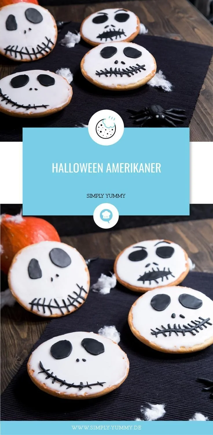Halloween Amerikaner mit schauriger Dekoration für das Fest